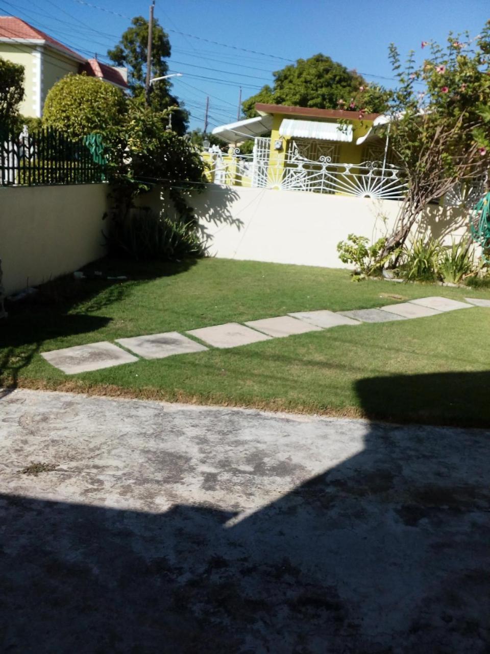 Apartamento Cozy & Comfy Portmore Exterior foto